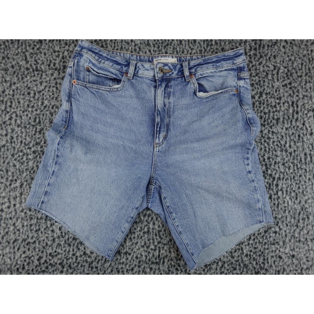 Garage Denim Mom Shorts Womens Size 13 Blue High Rise Raw Hem Light Wash